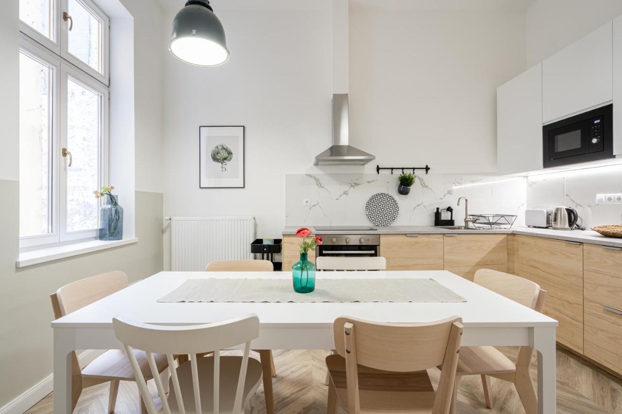 Atmos Glare Apartment บูดาเปสต์ ภายนอก รูปภาพ
